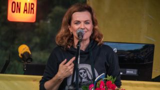 Jaké jsou oblíbené letní hity Marty Jandové, Tomáše Matonohy nebo Robina Sobka?