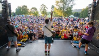 Famózní koncert kapely Mirai završil hudební léto s&nbsp;Frekvencí 1