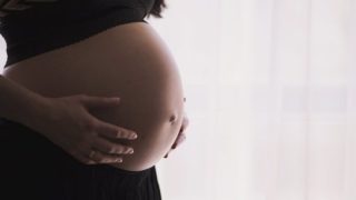 Nové nařízení: Ženy v&nbsp;Maďarsku si budou muset před potratem poslechnout tlukot srdce embrya