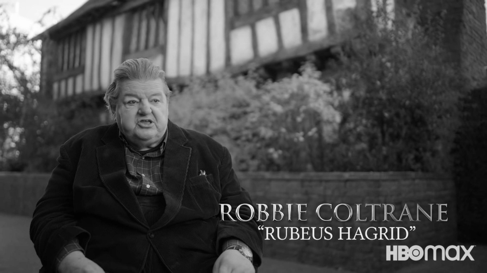 Fanoušci Harryho Pottera pláčou. Jejich milovaný Hagrid zemřel ve věku 72 let