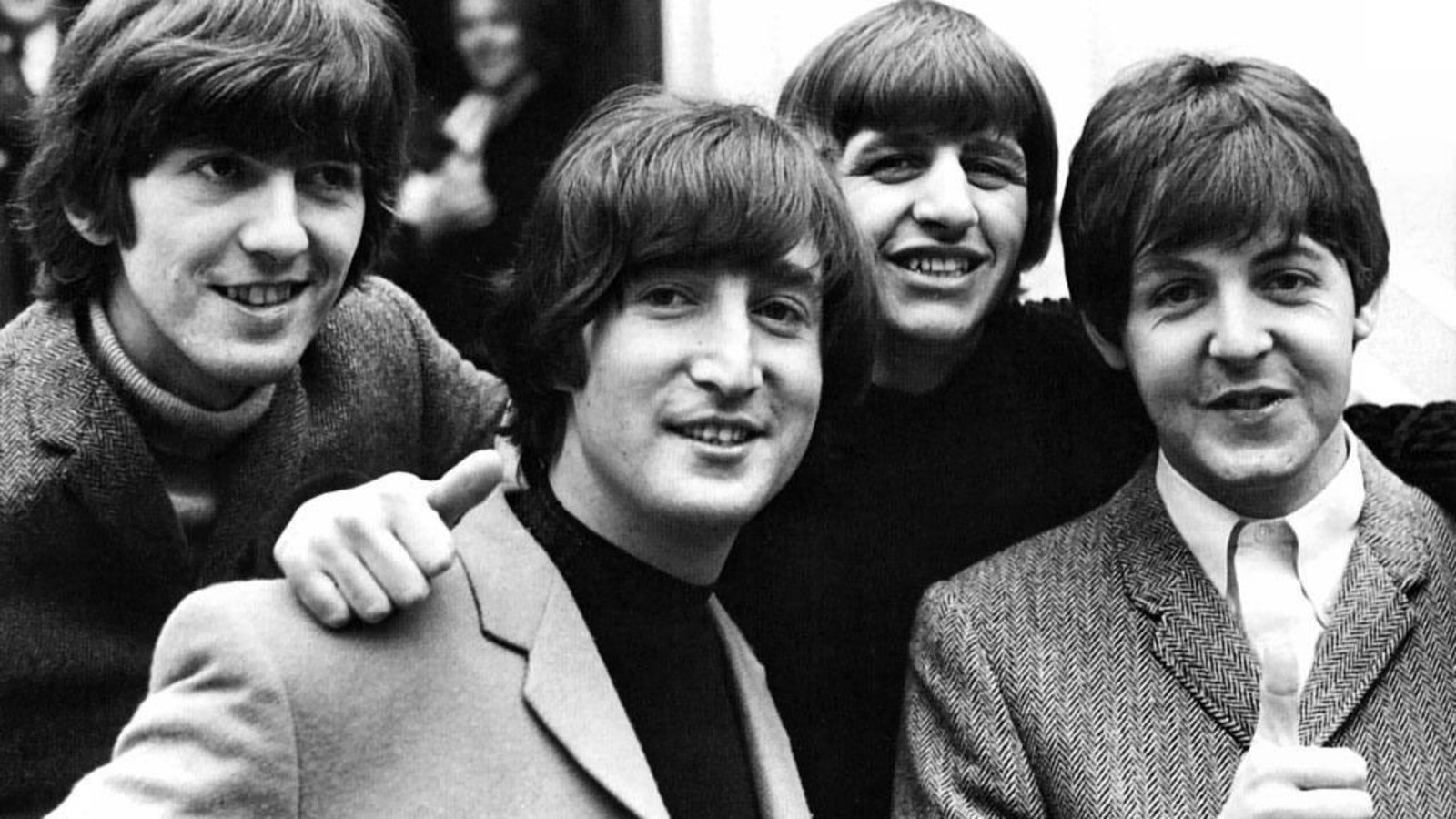 Nečekaný objev: V&nbsp;USA se po&nbsp;víc než padesáti letech našel ukradený ubrus, který pokreslili Beatles