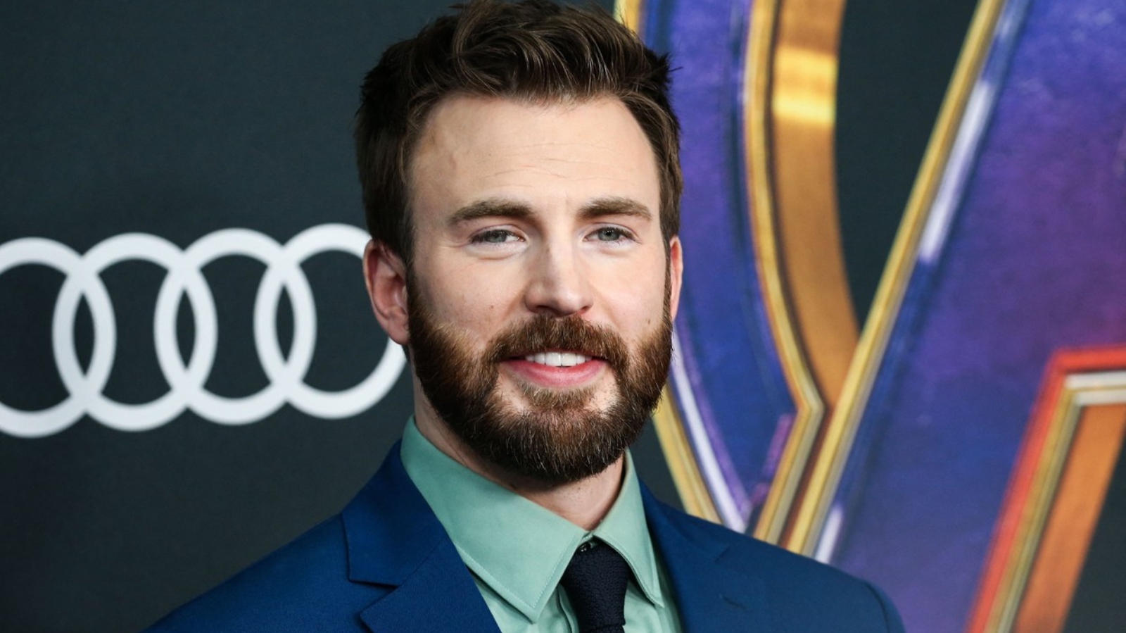 Dámy, co na něj říkáte? Nejvíce sexy mužem je kapitán Amerika Chris Evans