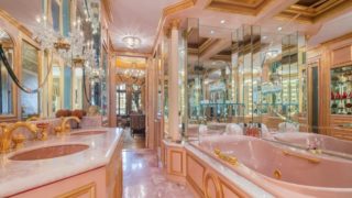 Luxusní dům zesnulé Ivany Trump je na&nbsp;prodej. Na&nbsp;Manhattan vnesla trochu Ludvíka XVI.