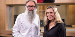 Čtvrt hodiny před termínem odevzdání loga Občanského fóra jsem do něj přidělal dvě tečky, říká v&nbsp;Press klubu Pavel Šťastný