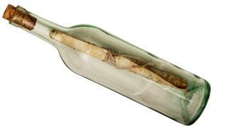 Pod podlahou našli 135 let starý vzkaz v&nbsp;lahvi. Co v&nbsp;něm stálo?