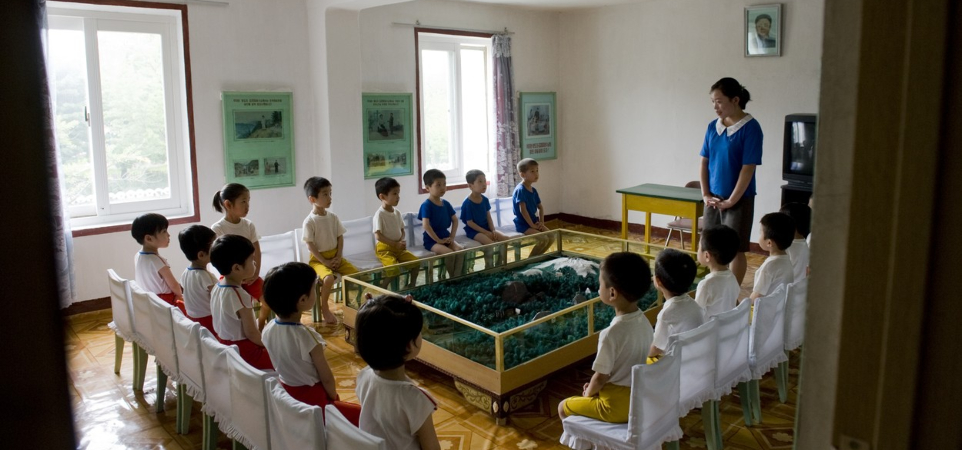 V Severní Koreji rodiče musí své děti pojmenovat podle zákona. Nabízí jim jména jako bomba či zbraň