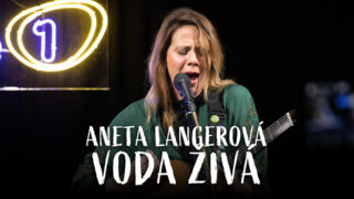 Music Studio Live: Aneta Langerová – Voda živá