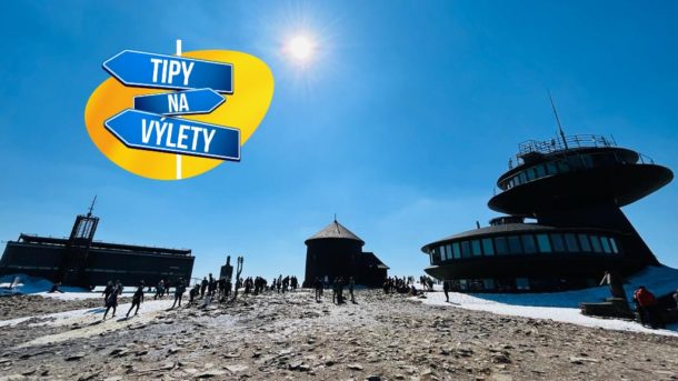 Kdo nebyl na&nbsp;Sněžce, jako by nebyl. Povinností je poslat odtud pohled