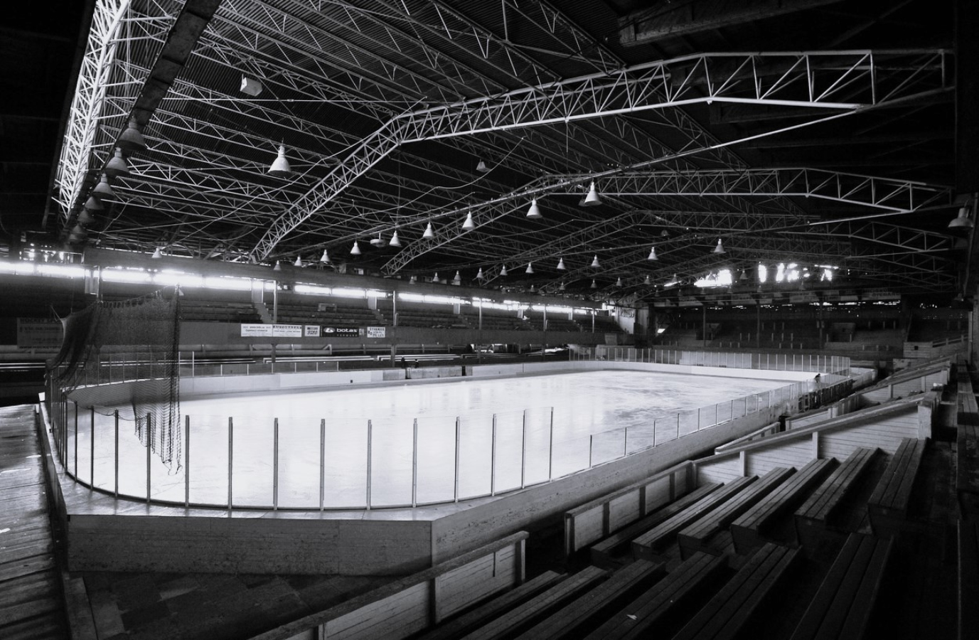 17.&nbsp;ledna se poprvé hrál hokej na&nbsp;Štvanici. Národnímu týmu přinesl stadion štěstí