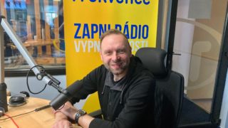 Miloš Knor: Od komika se automaticky čeká, že je pořád v&nbsp;práci. To si myslím, že úplně neplním