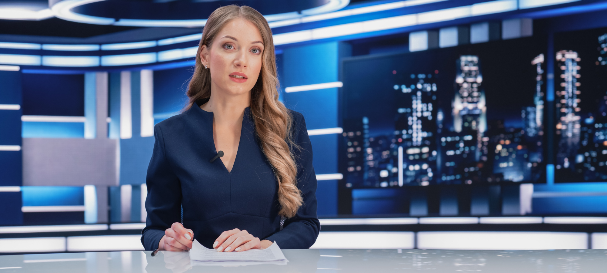 Znepokojivý moment zažili diváci americké televize. Moderátorka počasí omdlela v živém vstupu