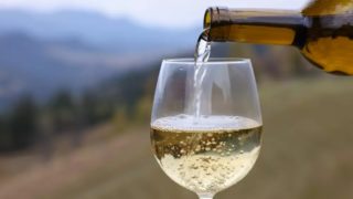 Jeptišky prodávají na&nbsp;internetu přebytky vína z&nbsp;jejich úrody. Peníze použijí na&nbsp;údržbu kláštera