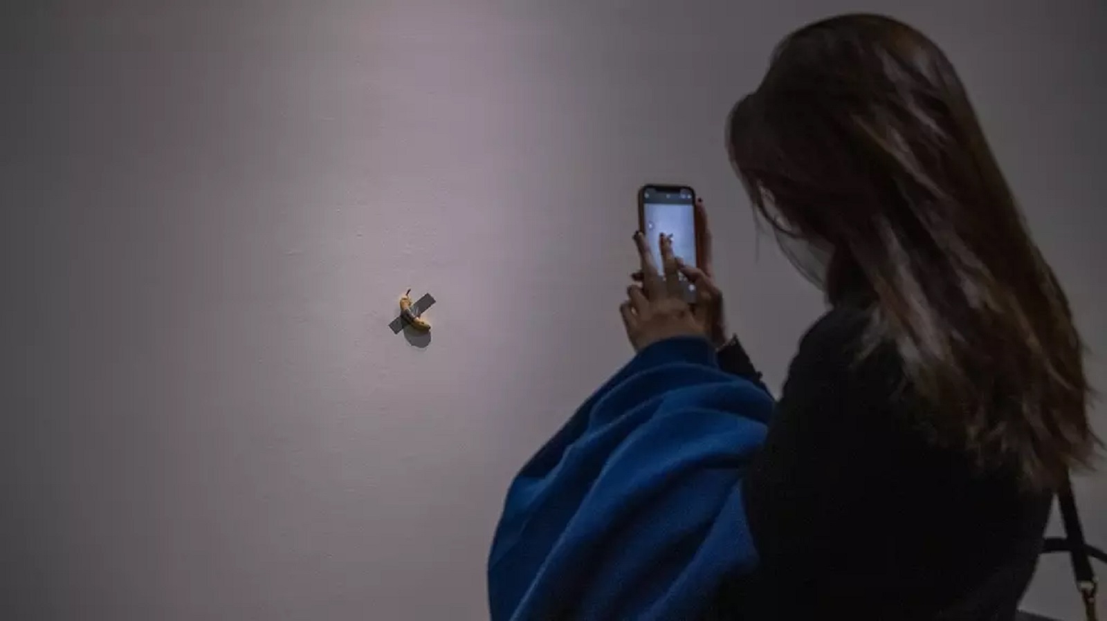 Student snědl v muzeu uměleckou instalaci, prý měl hlad