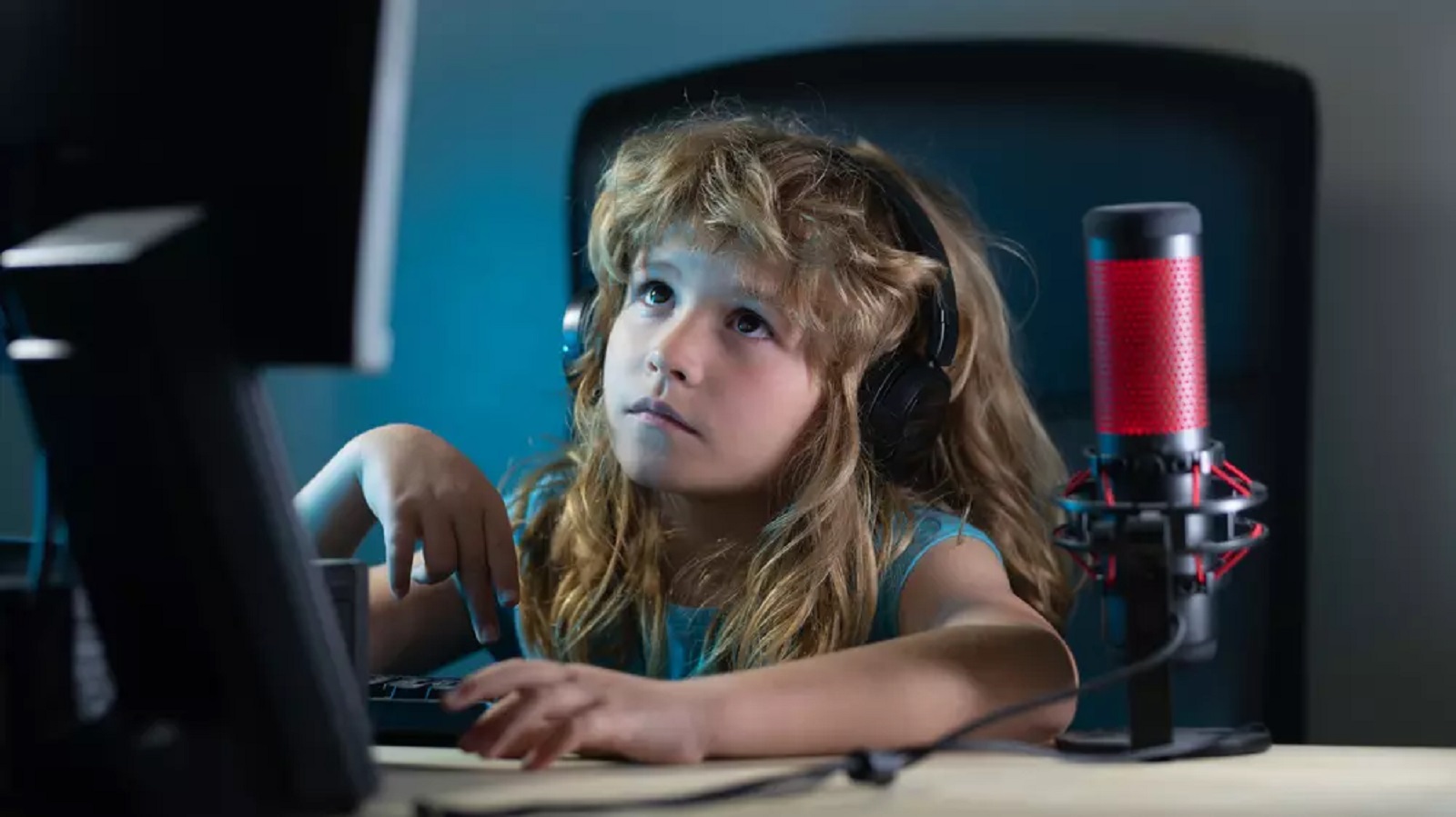 Osm procent dětí může mít závislost na&nbsp;sociálních sítích: Počet náchylných v&nbsp;Česku roste