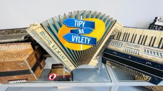 Tahací harmoniky jsou také úžasná umělecká díla. V&nbsp;Muzeu harmonik jich najdete přes 340