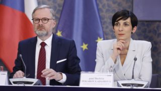 Přehledně: Vláda a&nbsp;konsolidační balíček. O&nbsp;co v&nbsp;něm jde a&nbsp;co všechno zdraží?