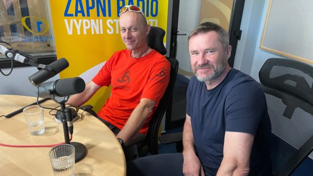 Radim Jebavý a David Novotný: Dominik Hašek byl náš fanoušek. Vzali jsme ho s sebou na cestu, sáhl si na dno sil