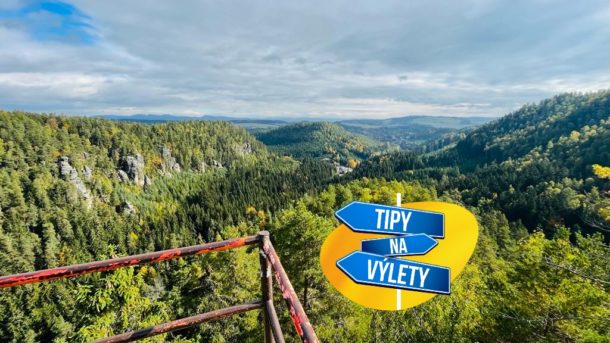 Skalní hrad střmen nabízí pohled na Teplické skály shora