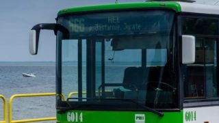 Polský dopravce na&nbsp;základě stížností zruší autobusovou linku 666 na&nbsp;poloostrov Hel