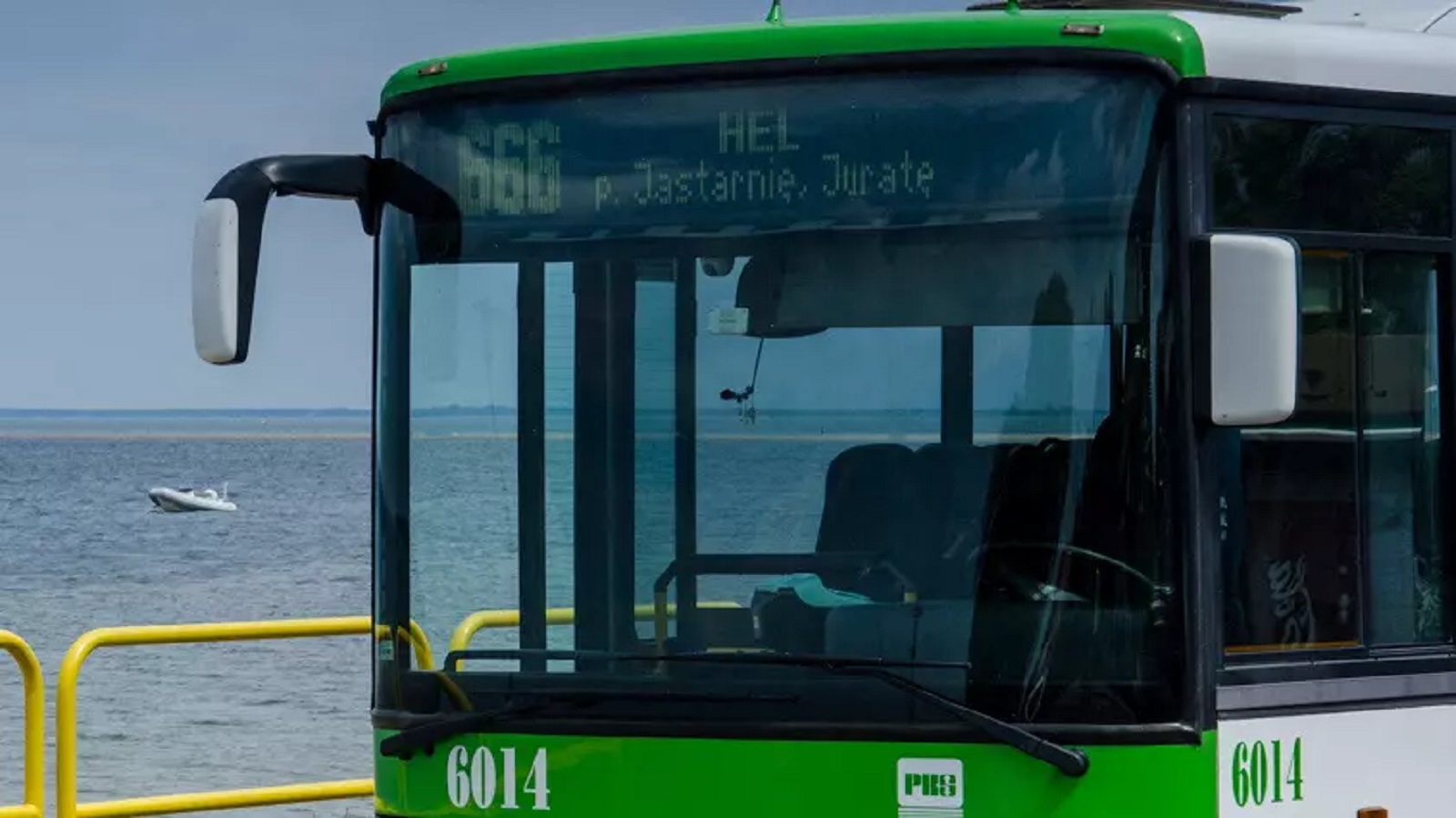 Polský dopravce na základě stížností zruší autobusovou linku 666 na poloostrov Hel