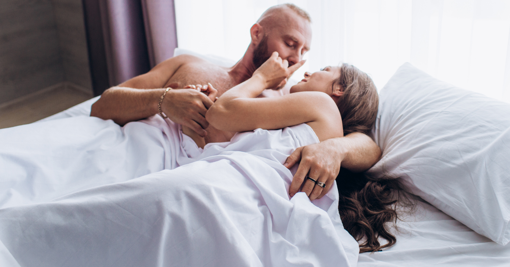 Trpíte nespavostí? Zahoďte pilulky a naordinujte si pravidelný sex, po kterém usnete jako nemluvně