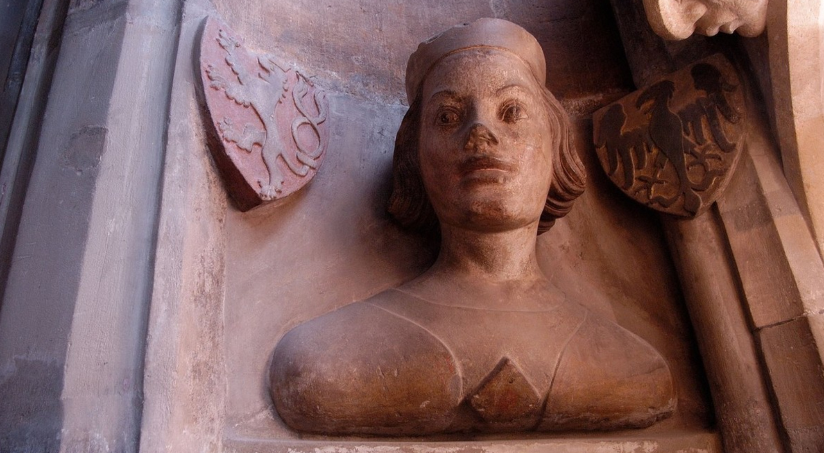 15.&nbsp;června byl dvouletý Václav IV. korunován králem. Vzbuzovalo to rozpaky