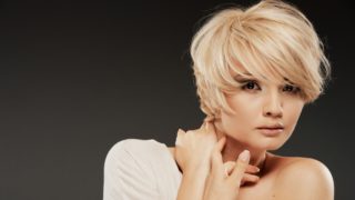 Proč se rozhodnout pro&nbsp;krátký sestřih na&nbsp;kluka? Inspirujte se mezi celebritami