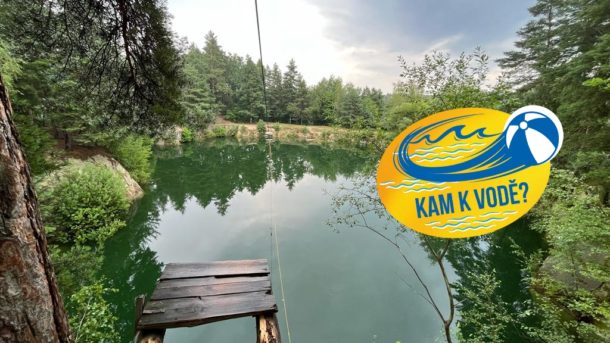 Skočte si z&nbsp;lanovky rovnou do vody. Romantické koupání najdete v&nbsp;lomu Štachlovice u&nbsp;Vidnavy