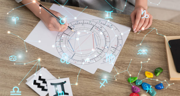 HOROSKOP: Ryby, hvězdy vám signalizují nové seznámení. Dařit se bude milencům i manželům