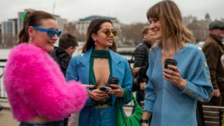 London Fashion Week: Street style. Jak se vystrojili návštěvníci módních přehlídek?