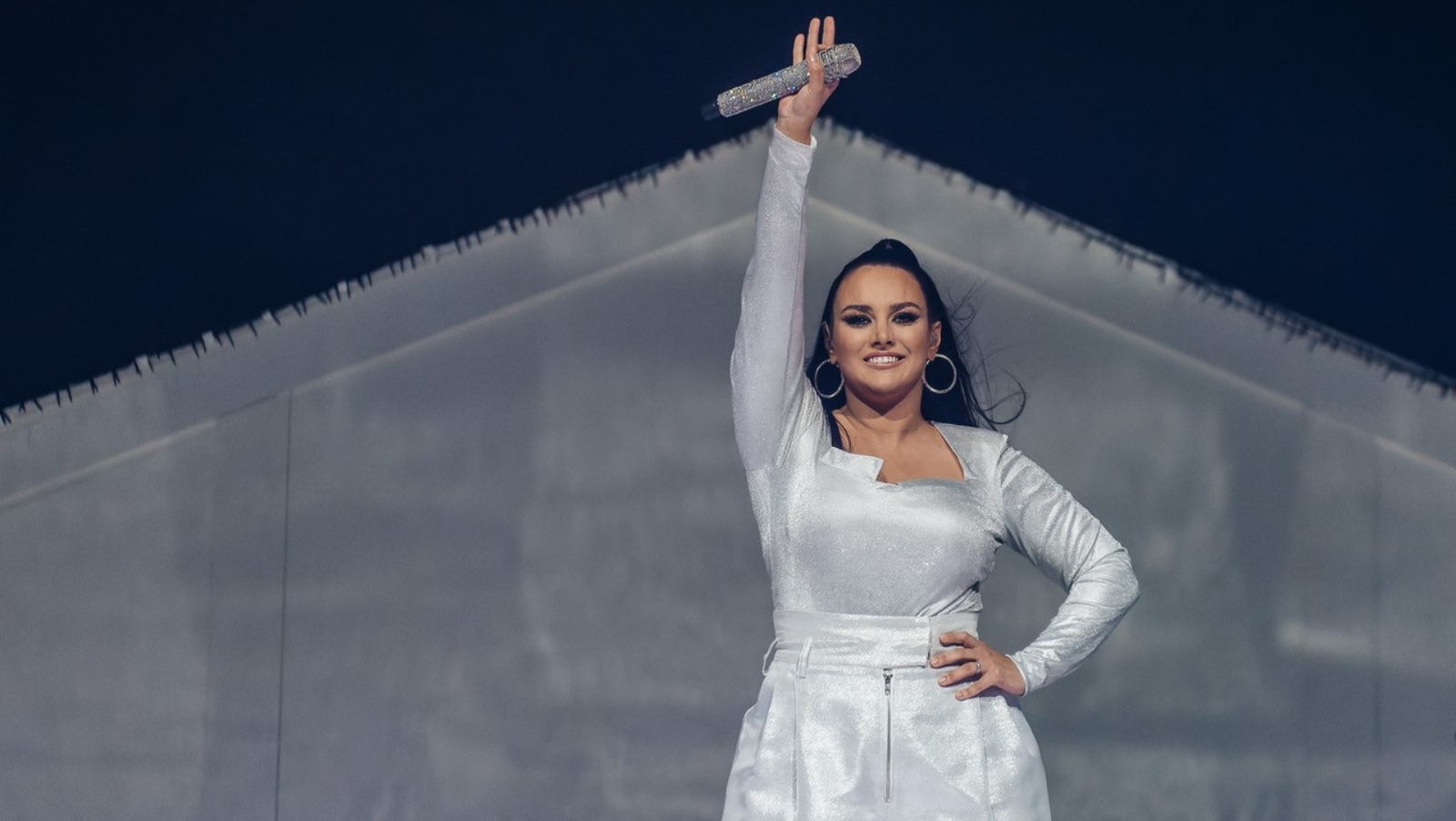 Ewa Farna po vyprodané O2 areně vyhoví fanouškům a zopakuje narozeninový koncert