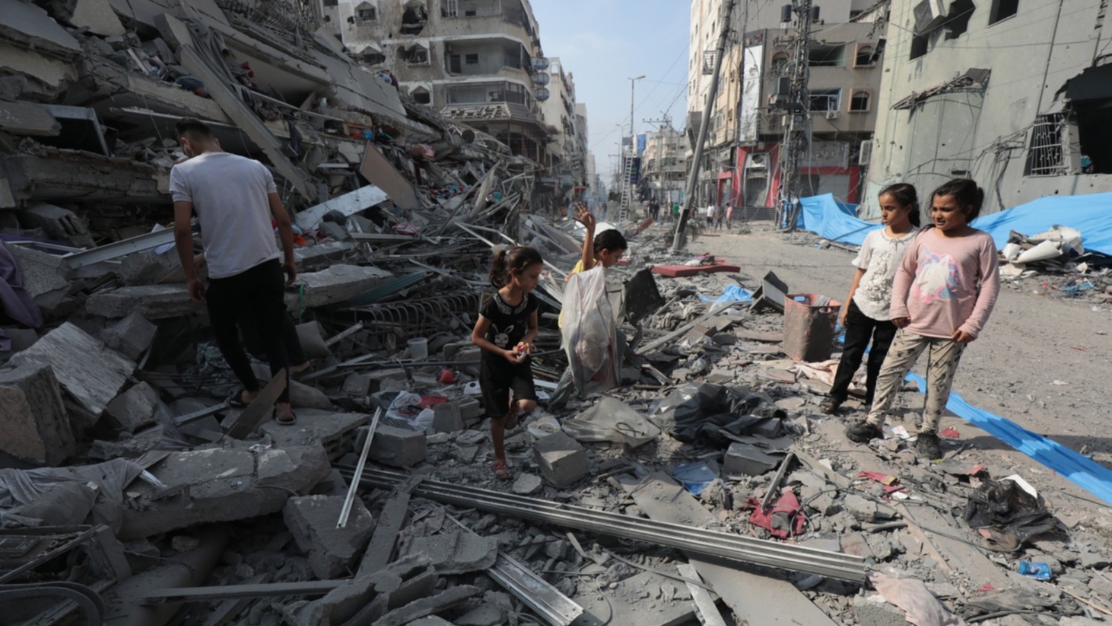 Řádění Hamásu v&nbsp;Izraeli trhá srdce. Teroristi zabili ženu, její mrtvé tělo vyfotili a&nbsp;dali na&nbsp;sociální sítě