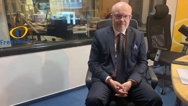 Vlastimil Válek: Bez podpory v&nbsp;zákoně nemůžu distributorům říkat, kolik a&nbsp;kam mají vozit balení léků