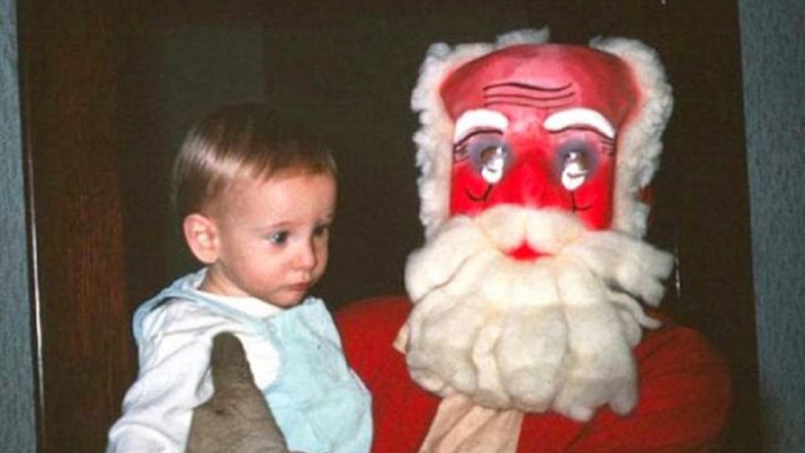 GALERIE: Několik příkladů neskutečně bizarních Santa Clausů