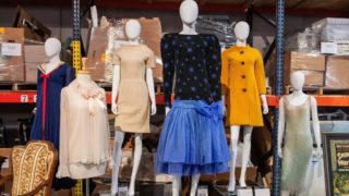 Neuvěřitelná cifra: Šaty princezny Diany se vydražily za jedenáctinásobek původního odhadu