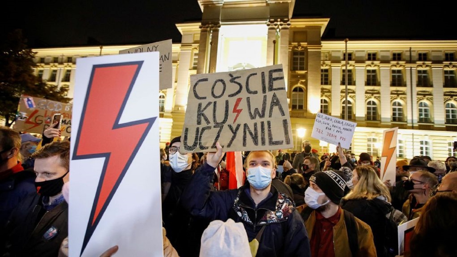 Polsko musí zaplatit odškodné ženě, které lékaři zakázali potrat. Nařídil to Evropský soud