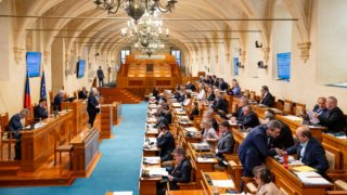 Senátoři neschválili Istanbulskou úmluvu o&nbsp;potírání násilí na&nbsp;ženách