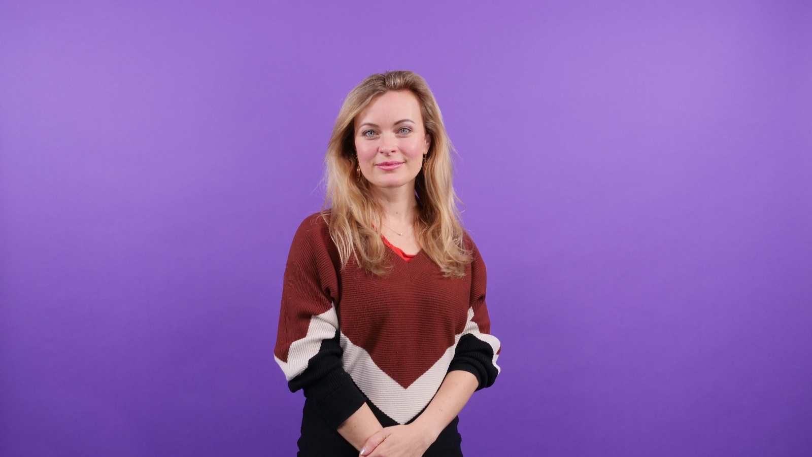 Lenka Daňková: Herci nemají na&nbsp;růžích ustláno, spousta z&nbsp;nich bere práci v&nbsp;seriálech kvůli penězům. Složenky se neptají