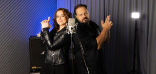 Xindl X natočil s&nbsp;Katarínou Knechtovou titulní píseň k&nbsp;novému seriálu Policie Hvar