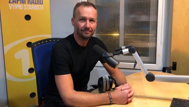 Michal Novotný: Po 30 minutách sezení bychom se měli protáhnout. Díky tomu budeme efektivnější