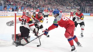 Čeští hokejisté porazili Rakousko 4:0 a&nbsp;mají jistý postup do čtvrtfinále