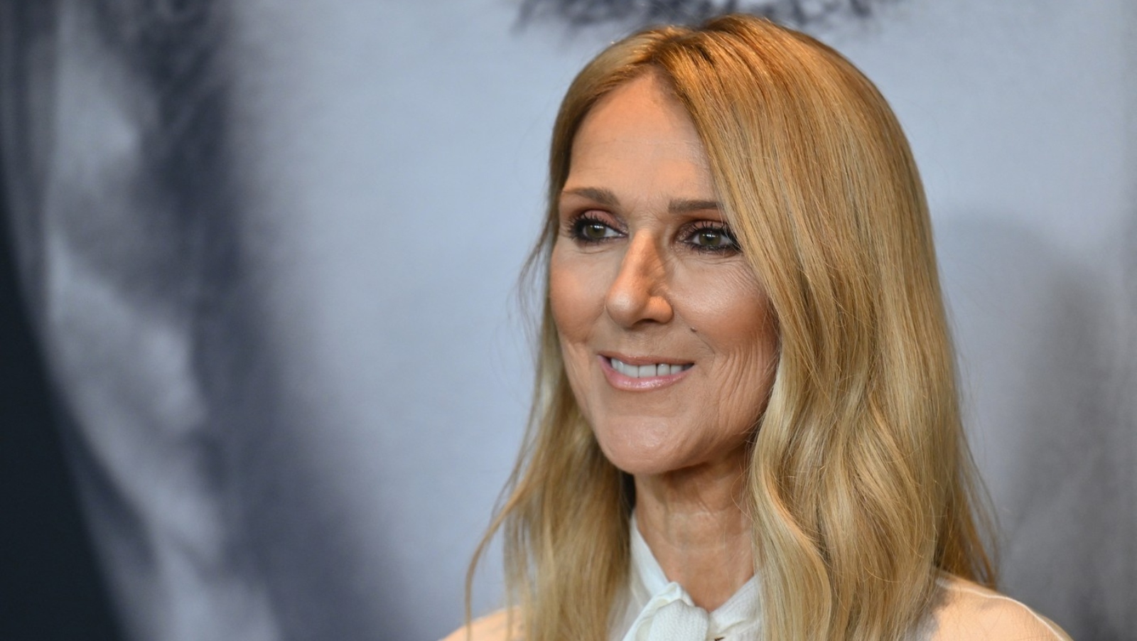 Céline Dion se vrací na&nbsp;pódia navzdory vážné nemoci. Comeback oznámila symbolicky