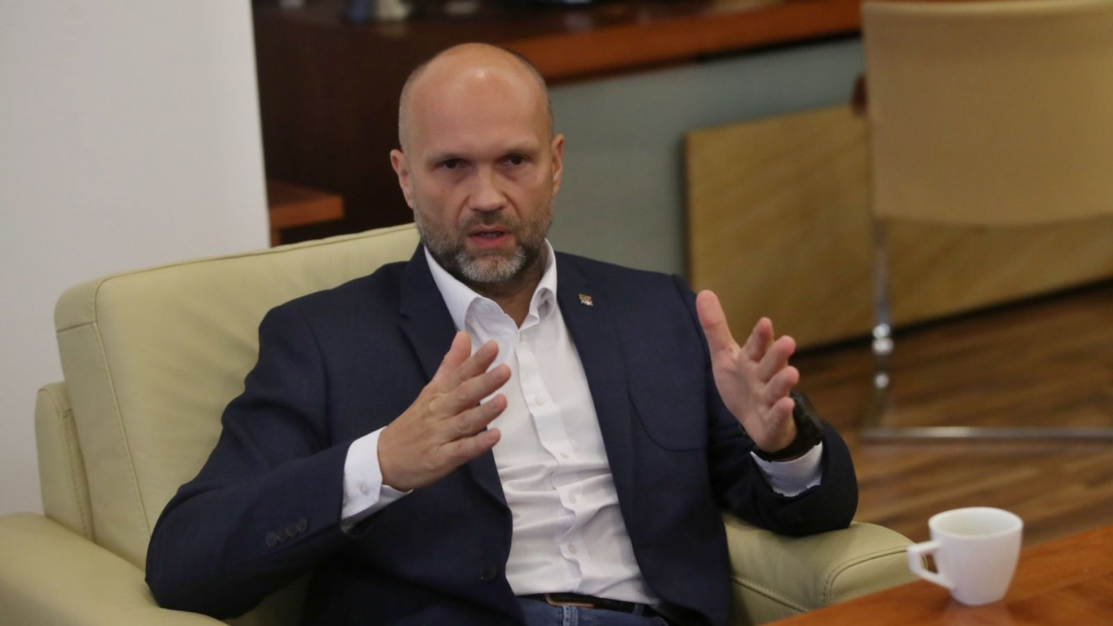 Hyenismus v&nbsp;době krize: Hejtman Moravskoslezského kraje tvrdě odsoudil rabování