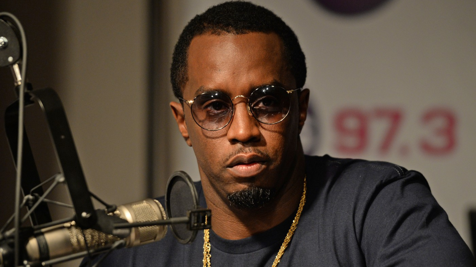 Federální úřady zasahují: Puff Diddy zadržen v souvislosti s vážnými obviněními