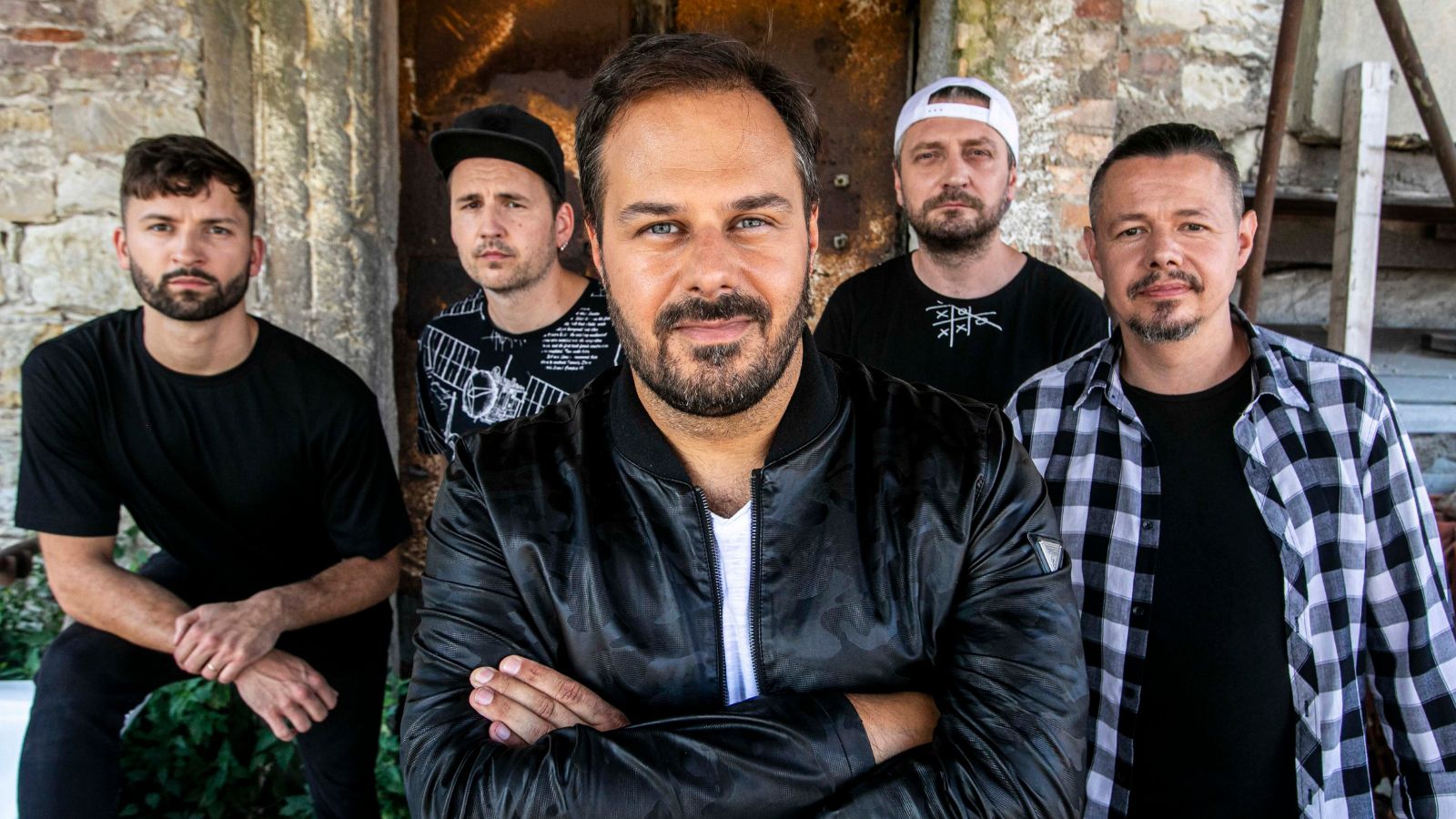 Xindl X se pokusil vyhnout syndromu vyhoření. Vzniklo tak album „Fén X“