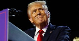 Čeští politici gratulují Donaldu Trumpovi k&nbsp;vítězství v&nbsp;amerických prezidentských volbách