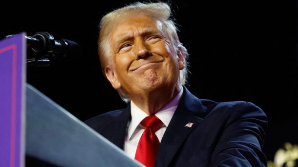 Trump chce přemalovat historickou budovu. Odpůrci míří znovu k&nbsp;soudu