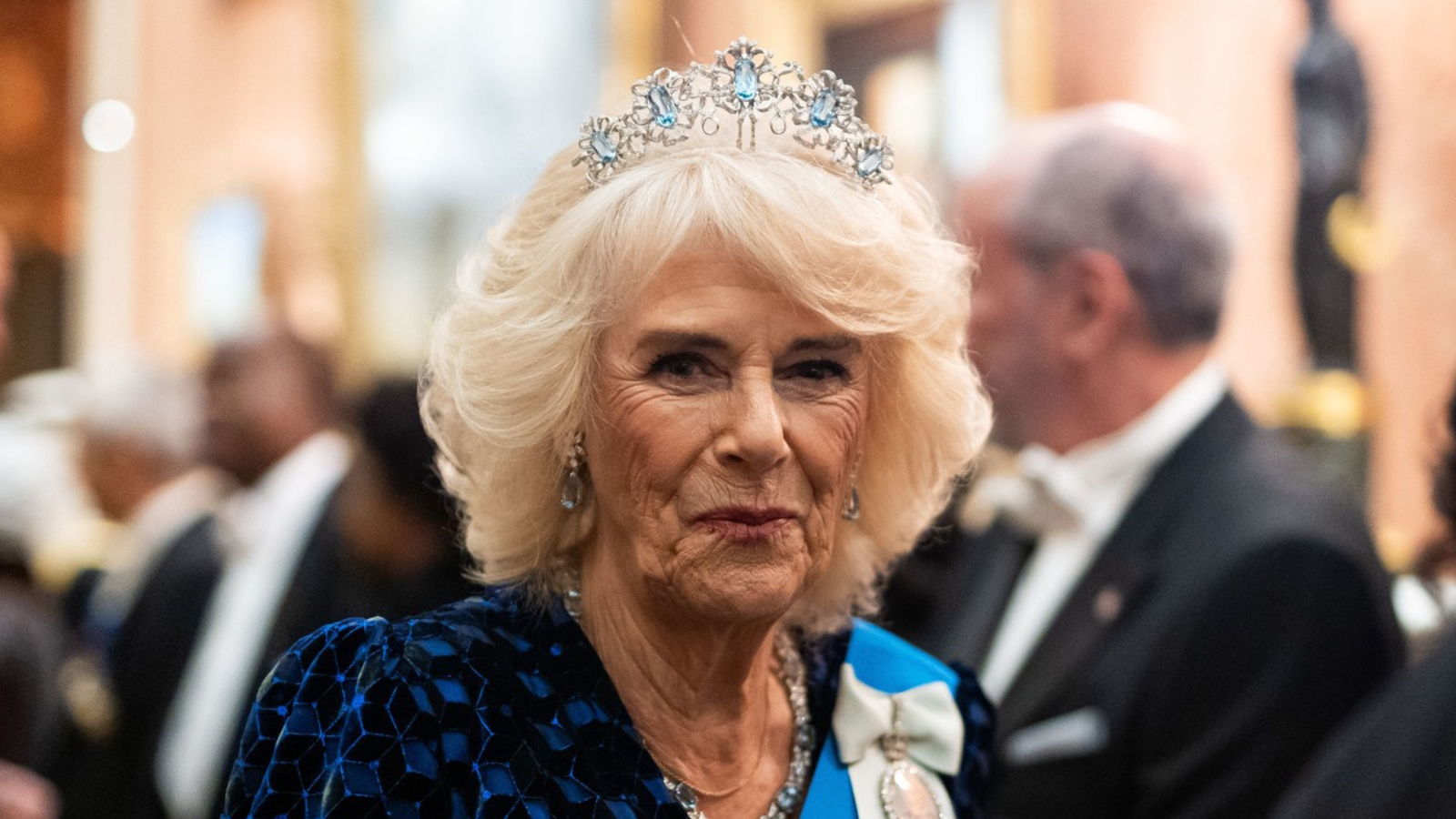 Královnu Camillu trápí vleklá infekce. Musela zrušit další povinnosti