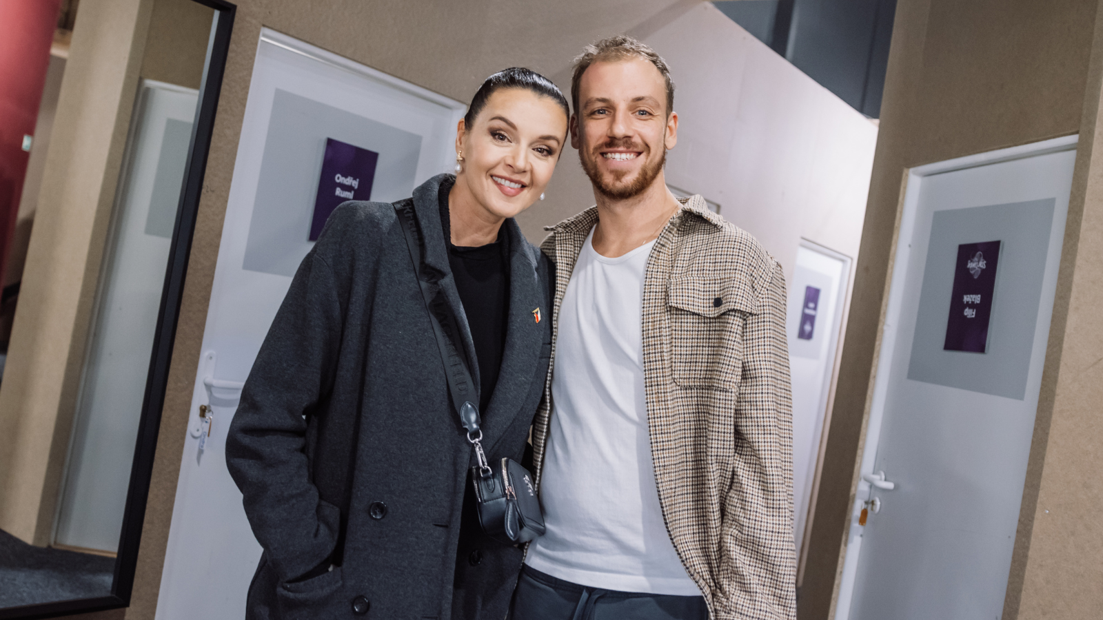 Iva Kubelková přišla pozdravit svého bývalého parťáka aneb Další várka fotografií ze zákulisí StarDance