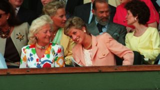 Život s&nbsp;násilníkem a&nbsp;smrt dvou dětí. Maminka princezny Diany (†36) si v&nbsp;životě prošla těžkými zkouškami